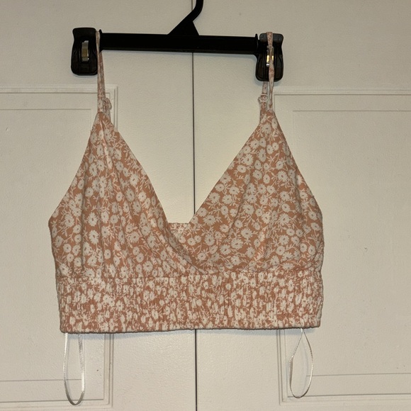 EUC Lost + Wander Floral Crop Top - Picture 4 of 6